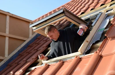 Pose de fenêtres de toit Velux à Busseaut